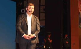CHP’nin İzmir adayı Cemil Tugay: “Yeni siyasetçilere ihtiyacımız olduğunu toplum söylüyor”