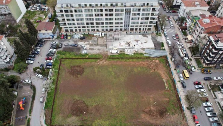Bakırköy’de futbol sahasına yapılan tesis, belediye ile vatandaşı karşı kaşıya getirdi