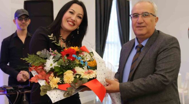Başkan Arslan Çamelili kadınlar için matine düzenledi
