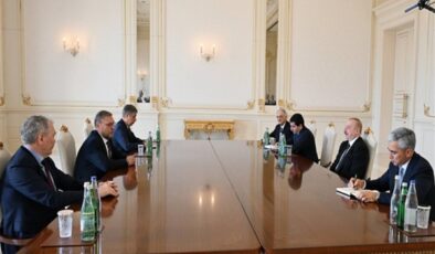 Azerbaycan Cumhurbaşkanı Aliyev, Kosaçov ve Kalaşnikov’u kabul etti